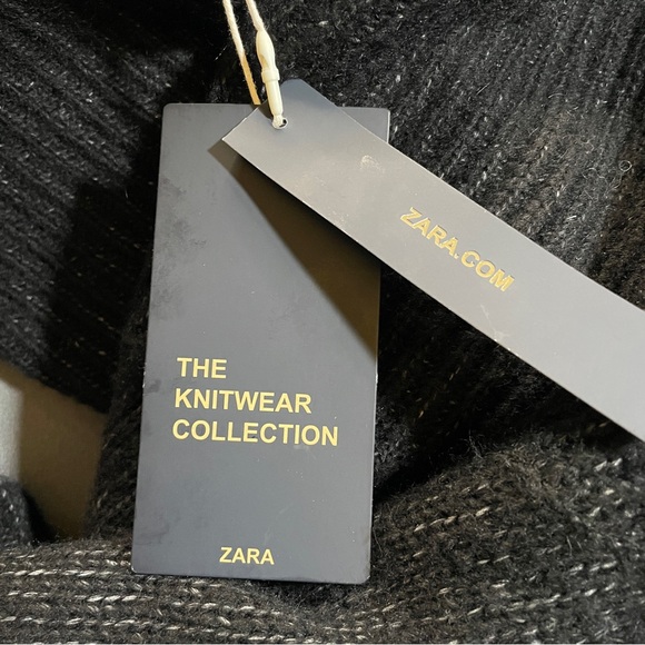 Zara Charcoal Off-the-Shoulder Sweater - Picture 10 of 11